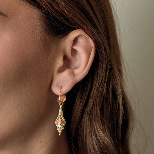 Boucles d'oreilles Boucles d'oreilles anciennes or et émail 58 Facettes