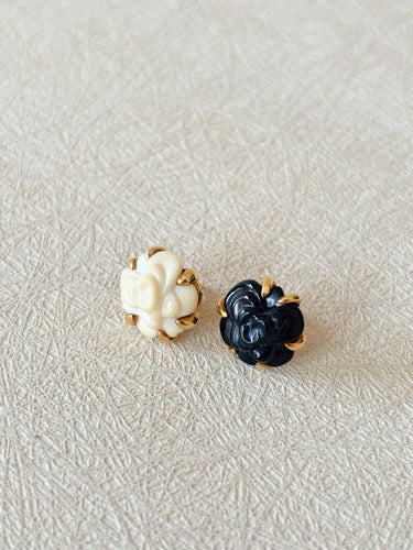 Boucles d'oreilles Boucles d'oreilles CHANEL Camélia 58 Facettes WC-2025-2135