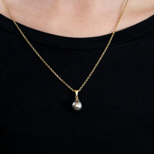 Pendentif Pendentif or jaune perle de Tahiti 58 Facettes LP942/BET