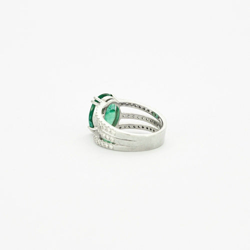 Bague Bague en or blanc émeraude diamants 58 Facettes