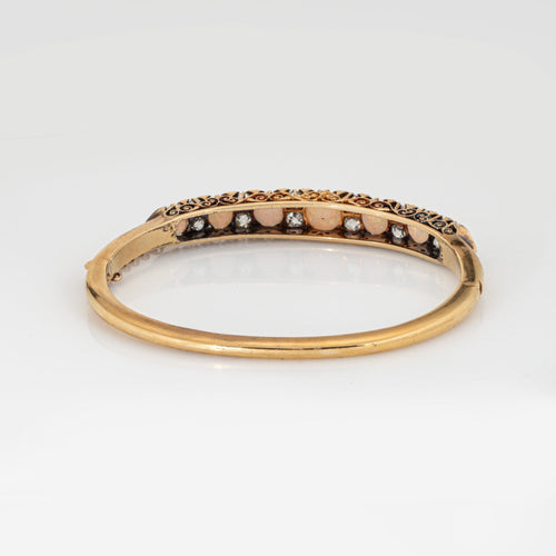 Bracelet Bracelet jonc ancien victorien en or jaune 14 carats, orné d'opale et de diamants. Bijou de haute qualité. 58 Facettes G14218