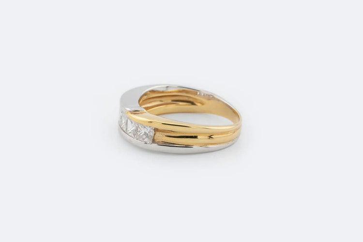 Bague Oro Giallo / 16 Anello princess cut in oro giallo e oro bianco con diamanti 58 Facettes ANL44