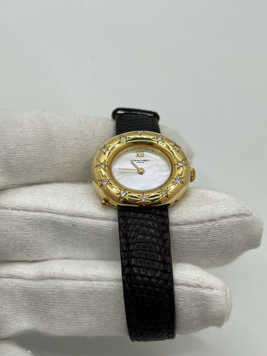 Montre CHAUMET - Montre L'Anneau Yellow Gold & Diamonds Modèle Unique 58 Facettes