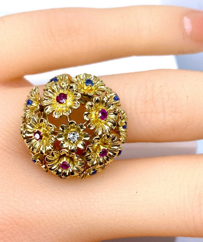 Bague 53 Bague - Bague multifleurs en or jaune et saphirs, rubis, diamants 58 Facettes AB671