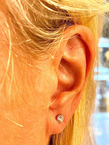 Boucles d'oreilles Boucles d’oreilles puces en or jaune 18 carats, diamants 2x 0,50 carats 58 Facettes AB628