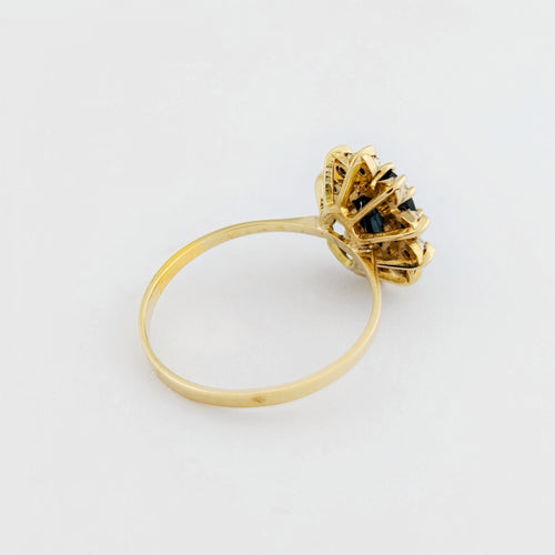 Bague Bague en or jaune  et saphir 58 Facettes 32828