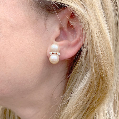 Boucles d'oreilles Boucles d'oreille perles, diamants, or jaune. 58 Facettes 34052