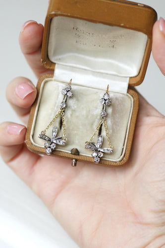 Boucles d'oreilles Boucles d'Oreilles Dormeuses Anciennes Trèfle et Fleur Diamants 58 Facettes