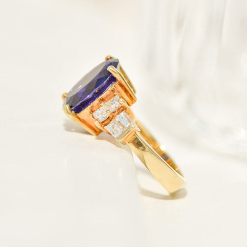 Exklusiver Vintage-Cocktailring aus 18K Gelbgold mit Tansanit & Brillanten 58 Facettes 2399