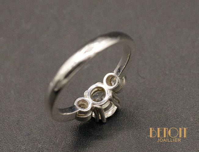 Bague 52 Solitaire en Platine Diamants 58 Facettes A10491