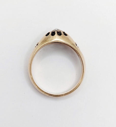 Bague 56.5 Bague jonc bombé antique en or 14k et diamant taille rose 58 Facettes A06623