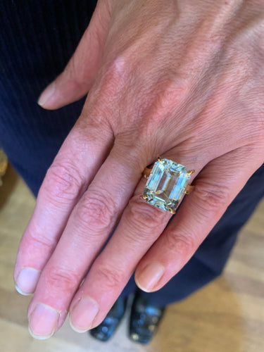 Bague 57.5 Bague or jaune, Aigue-Marine Rectangle 10 Carats 58 Facettes B383