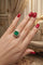 Bague Bague en or jaune ornée d'une grande émeraude naturelle et de diamants 58 Facettes 50418