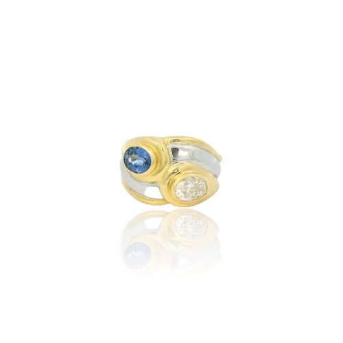 52 Oval Sapphire & Diamond ring circa 1980 58 Facettes