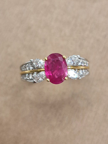 Bague 52 Bague fleur deux or avec rubis ovale et diamants 58 Facettes