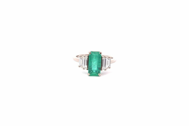 Bague 54 Bague émeraude 1,89cts et diamants en or 18k 58 Facettes 26434