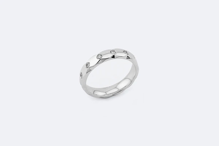 Bague 53 Bague en or blanc avec diamants 58 Facettes ANL722
