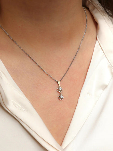 Pendentif Pendentif or blanc diamants taille brillant 0,20 ct 58 Facettes J413
