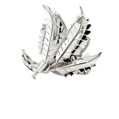 Broche Broche feuillage trié Or Blanc - Diamants 58 Facettes RÉF 3016/08