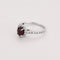 Bague 50 Bague en or blanc, rubis et diamants 58 Facettes LJ34
