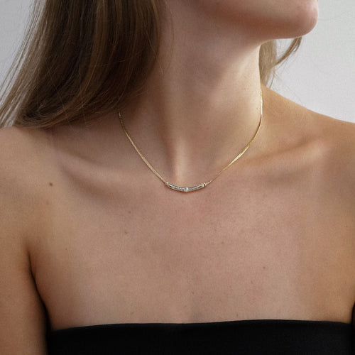 Collier Collier ras du cou classique en or jaune avec diamants brillants 58 Facettes 2409016