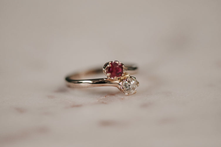 Bague 54 Tu es à moi, bague en diamant, rubis, ancienne mine 58 Facettes