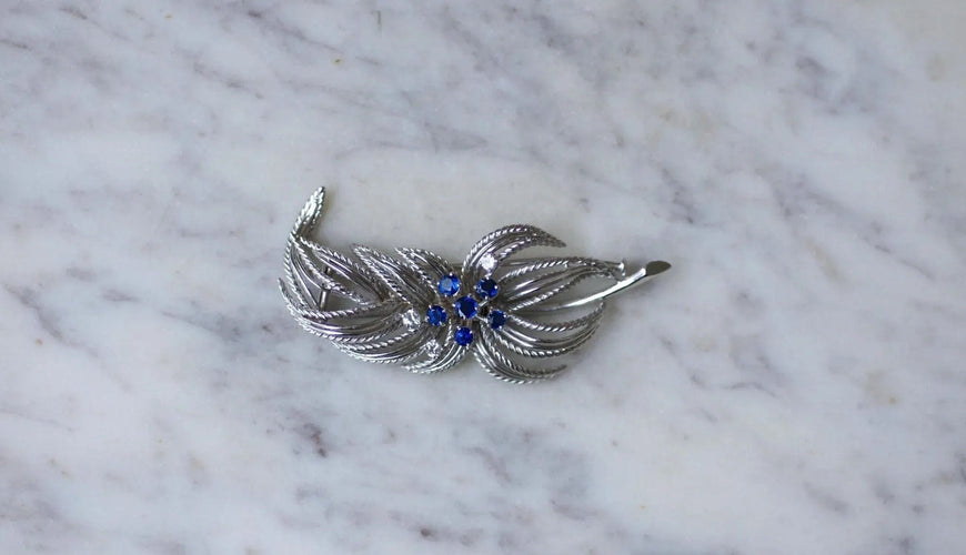 Broche BOUCHERON - Broche Clip Saphirs et diamants 58 Facettes