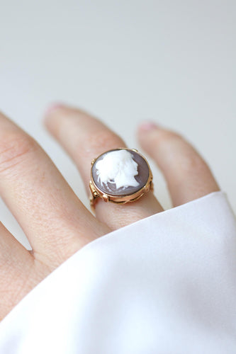 Bague 55 Bague Camée Coquille sur or rose 1940 58 Facettes