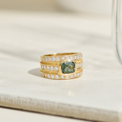 Bague 53 Bague luxueuse en or jaune avec diamants et tourmaline 58 Facettes 2403