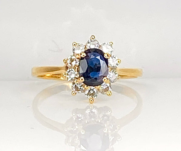 Bague en or jaune 18 carats, saphir et diamants