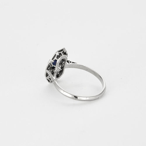 Bague 56 Bague art déco platine et or blanc, saphir et diamants 58 Facettes GULK189