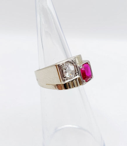 Bague 47 Bague chevalière art deco or blanc 18k et platine ornée d'un diamant taille rose et d'un rubis synthétique 58 Facettes A04973