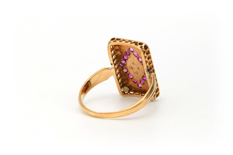 Bague 50 Bague en or jaune sertie de rubis et de perles 58 Facettes 22204