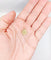 Pendentif Petit pendentif porte photo antique or jaune 18k ciselé de fleurs (circa 1900) 58 Facettes A06174