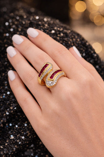 Bague 52 Bague en or 750 avec diamants et rubis. 58 Facettes 50091