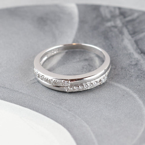 Bague 55 Bague - Bague en or blanc 18 carats et diamants taille brillant 58 Facettes 131366E