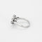 Bague 55 Bague marguerite en or gris et diamants 58 Facettes ALE3522