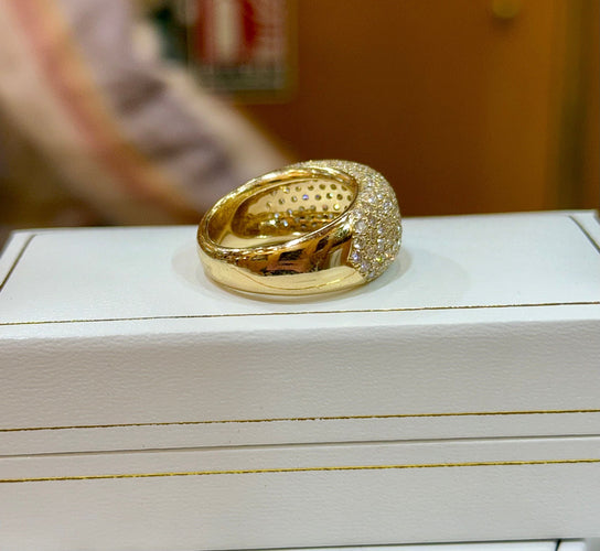 Bague 59 Bague bombée or jaune pavage de diamants 58 Facettes
