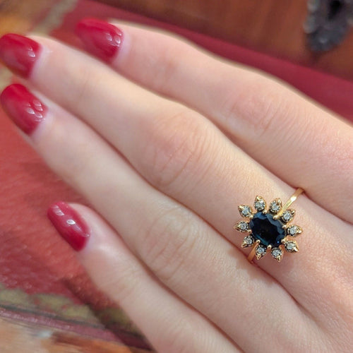 Bague Bague en or jaune  et saphir 58 Facettes 32828
