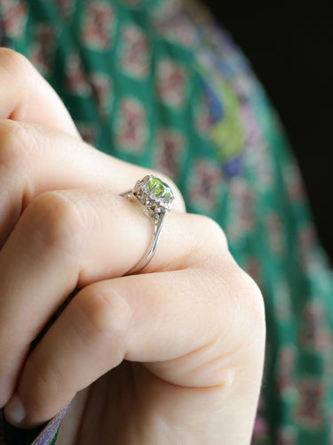 Bague 53 Bague péridot entourage diamants 58 Facettes 1174.6