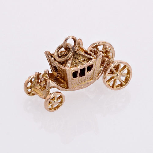 Pendentif Breloque carrosse or jaune 58 Facettes CVP164