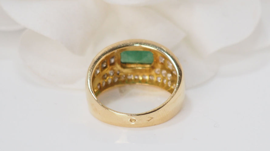 Bague 52 Bague Jonc en or jaune, émeraude et diamants 58 Facettes 31317