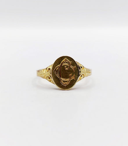 Bague chevalière Art Déco or jaune monogrammée CC (circa 1950) 58 Facettes A05980