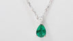 Collier 42cm Collier pendentif en or blanc, émeraude et diamant 58 Facettes 32627
