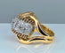 Bague Importante bague or jaune sertie de 33 diamants, vers 1960 58 Facettes AB391