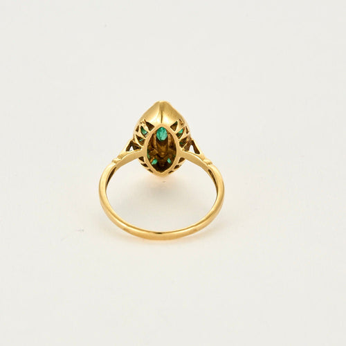 Bague 57 Bague or jaune, émeraude et diamants 58 Facettes THI02131