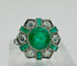 Bague Bague vintage en platine ornée d'émeraudes et de diamants 58 Facettes 50265