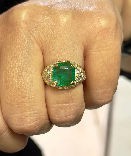 Bague 51 Bague en or jaune 18 carats diamants et émeraude 58 Facettes