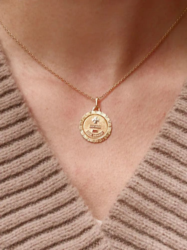 Pendentif AUGIS - Médaille amour ronde striée or jaune diamant rubis 58 Facettes J501