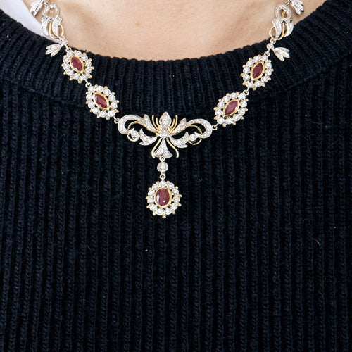 Collier Collier guirlande or jaune et or blanc, diamants et rubis 58 Facettes 240724